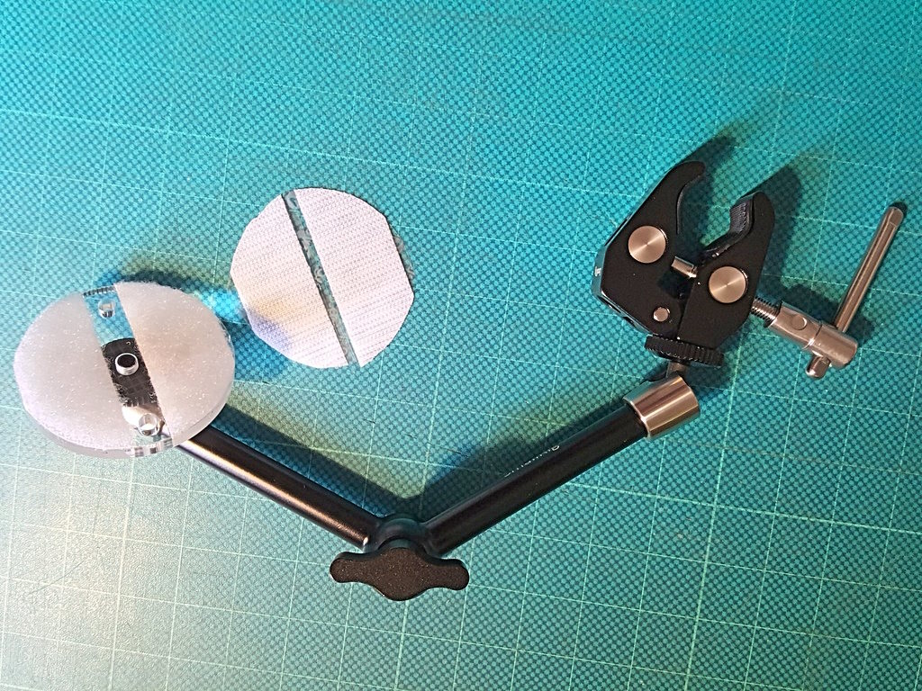 Small Articulated Switch Mount, 25cm arm with clamp & Jellybean Plate