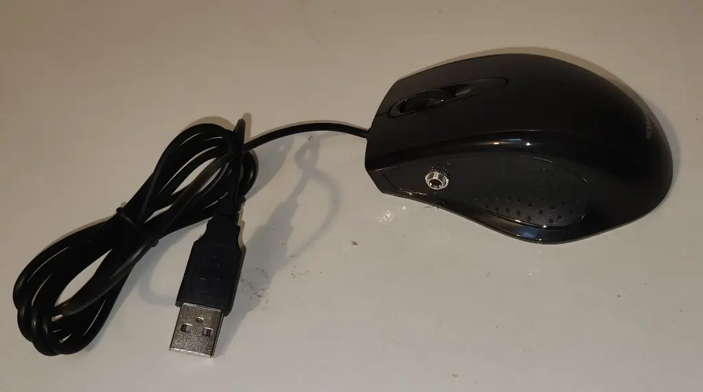 USB Mouse with switch adapted left click 