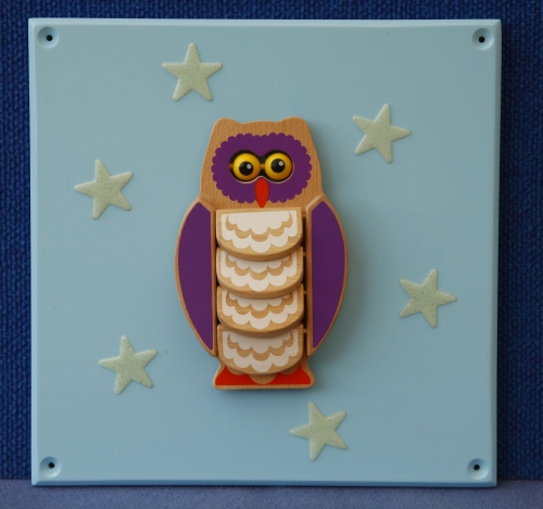 Textured Panel Owl