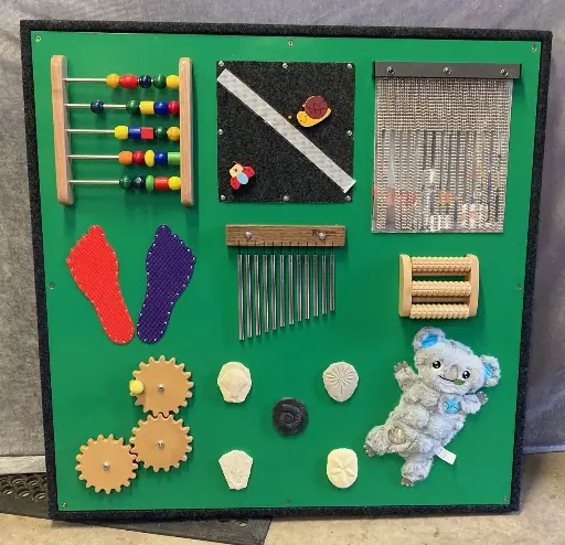 [MSR-WALL-TACTILE-GREEN] Tactile Wall Mounted Activity Panel - green